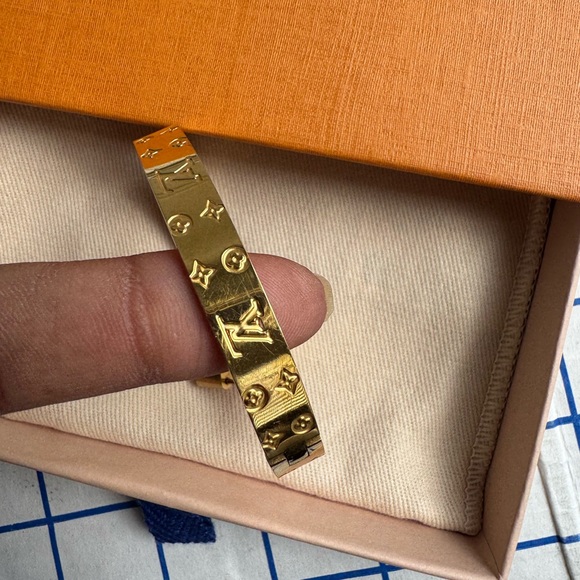 Louis Vuitton Men's Gold Monogram Cuff - Picture 1 of 10